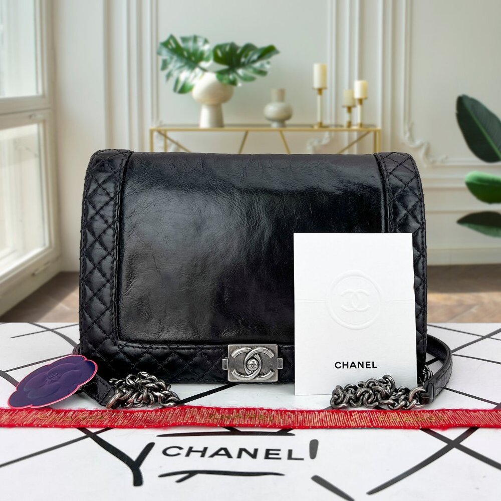 CHANEL Black Quilted Leather Crossbody Bag with Silver Hardware